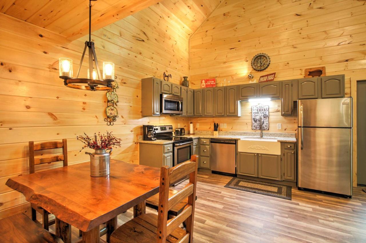 Gatlinburg Cabin With Hot Tub 5 Mi To Downtown 외부 사진