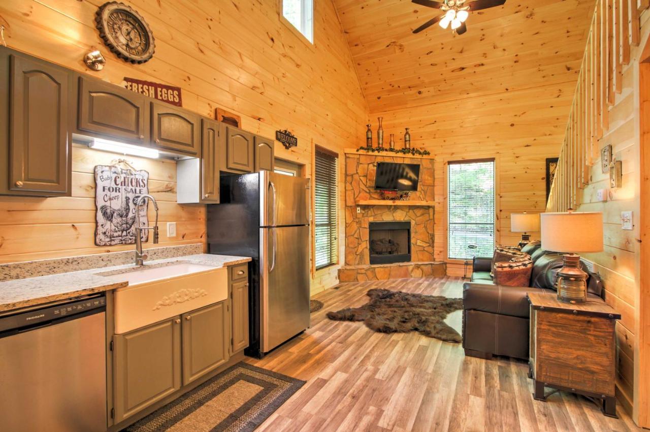 Gatlinburg Cabin With Hot Tub 5 Mi To Downtown 외부 사진